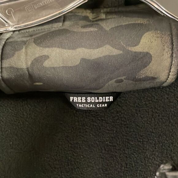 Free Soldier Tactical Waterproof Softshell Hooded Hiking Jacket Large Camo - Picture 13 of 16